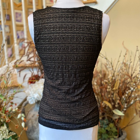 White House Black Market Medium Black Lace Overlayed Tank Camisole Shell - Picture 2 of 5